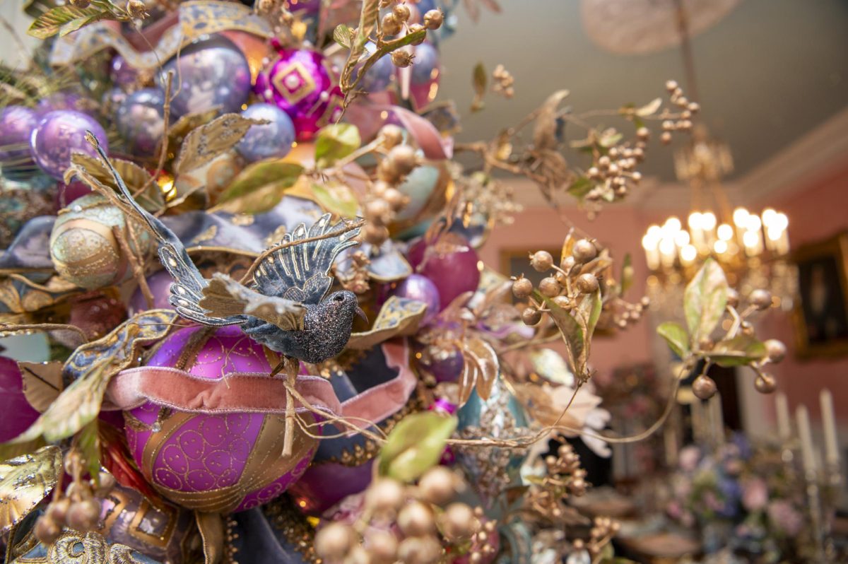 Laura Dowling's Mansion Decor 2024
